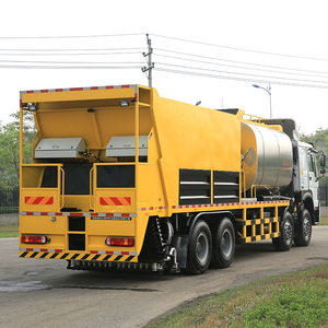 Nouveau design de voiture d'étanchéité Macadam et camion combiné à joints arrosés à l'asphalte - Product Image 3