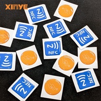 Étiquette en résine nfc programmable autocollant de code qr logo personnalisé étiquettes nfc ntag213 215 216 étiquettes nfc époxy rfid pour liens sociaux