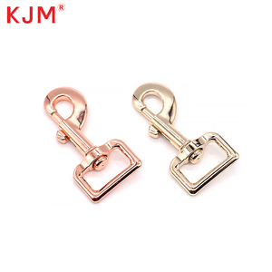 <span class=keywords><strong>Collar</strong></span> dorado de alta calidad para mascotas, Correa giratoria de Metal y aleación de Zinc, cierre de hebilla, gancho para correa - Product Image 1