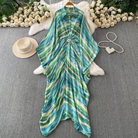 Robe longue élégante à manches irrégulières pour femme, style haut de gamme, ornée de diamants, imprimé torsadé, style vacances, jupe longue