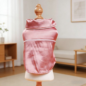 Pijamas para Mascotas, Color Rosa Satinado, Cómodos para Todas las Estaciones, Ropa para Perros y Gatos Pequeños y Medianos - Product Image 1