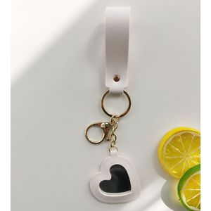 Thanh lịch <span class=keywords><strong>Monogrammed</strong></span> Keychain gương PU da gương Móc chìa khóa thời trang clip trên vòng chìa khóa với gương - Product Image 3