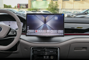 BYD Tang DM 200KM Modelo Insignia con Tracción en las Cuatro Ruedas y LiDAR - Product Image 4