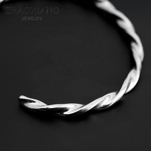 Bracelets Manchette Géométriques Simples en Acier Inoxydable, Bijoux de Mode, Fournisseur de Bracelets Croissants Torsadés - Product Image 3