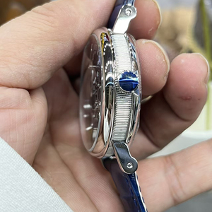 Reloj de pulsera para hombre de alta precisión, edición limitada, personalizado, con caja plateada esqueletizada, esfera azul, movimiento automático mecánico, estilo Heritage Elite - Product Image 3