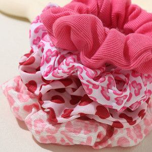 Bán Buôn Cao Cấp Polyester Lớn Tóc Ban Nhạc Ngày Valentine Tình Yêu In Đàn Hồi Tóc Scrunchies Vải Phụ Kiện Tóc - Product Image 3