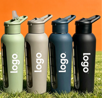 Bouteille d'eau sport personnalisable avec logo, manchon en silicone, couvercle à paille rabattable et poignée, grande capacité pour le fitness