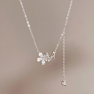 Collana girocollo con ciondolo a forma di farfalla floreale per donna, gioielli alla moda, regalo per l'uso quotidiano - Product Image 2