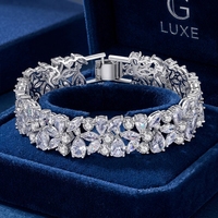 Bracelet manchette large en laiton et zircon de luxe, tendance pour femme, idéal pour mariage, fiançailles, bijoux de mode, cadeau de mariage - Collection 2026