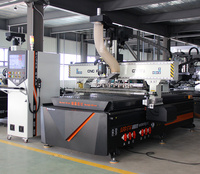 Machine de découpe et de gravure CNC ATC haute précision 1325 2030 pour bois, MDF, PVC avec changeur d'outils automatique