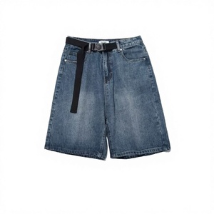 Shorts en jean tricoté pour homme, coupe droite mi-longue, style décontracté, écologiques, collection été, denim clair et foncé - Product Image 3