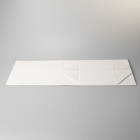 Livraison rapide, boîte cadeau de luxe en carton pliable, noir mat, recyclable, avec fermeture à embossage, pour vêtements