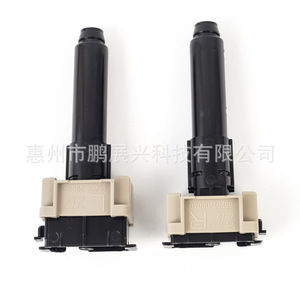 ปืนฉีดน้ำล้างไฟหน้า Pengzhanxing รุ่น 85207-0G040 สำหรับ Toyota Prado ปี 2017-2019 หัวฉีดแบบกลไก วัสดุ ABS - Product Image 2