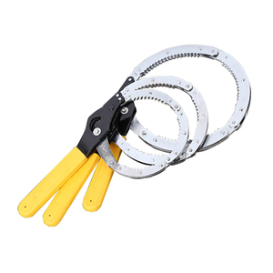 En gros De Sortie De Réparation Outil Boucle Type Menottes En Acier De Voiture Réglable <span class=keywords><strong>Filtre</strong></span> À Huile Clé - Product Image 1