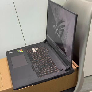 Laptop para Juegos Strix 7 Plus de Alta Calidad, Rtx 4080 (12g), 18 Pulgadas, I9-13va Generación, 16 GB de RAM, 1 TB SSD, Laptop para Juegos Strix 7 Plus I9 - Product Image 5