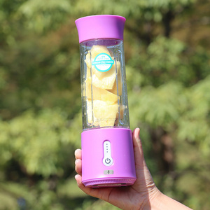 เครื่องใช้ไฟฟ้าขนาดเล็กสําหรับใช้ในบ้าน เครื่องปั่นแบบพกพาขนาดเล็กแบบใช้มือ 3 ใน 1 เครื่องปั่นสมูทตี้ขวดตั้งโต๊ะ - Product Image 2