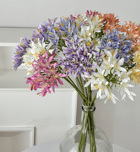Nueva Llegada, Delicadas Flores Artificiales de Agapanthus <span class=keywords><strong>Africanus</strong></span>, Lirio Africano de Seda, Flores Realistas Hechas a Mano para Decoración de Bodas - Product Image 1