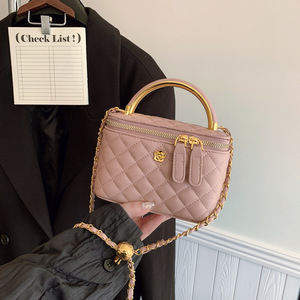 Bolso de Mano con Cadena y Cremallera en Forma de Rombo, Gran Capacidad, Poliéster, Nueva Llegada 2026, Popular, Ligero, de Lujo, Combinable con Todo - Product Image 1
