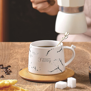 Taza y Platillo de Café de Cerámica con Diseño de Mármol Europeo, Taza de Té Creativa para la Tarde con Tapete de Bambú - Product Image 2