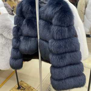 Alla moda e lussuoso girocollo naturale vera <span class=keywords><strong>pelliccia</strong></span> <span class=keywords><strong>di</strong></span> volpe <span class=keywords><strong>cappotto</strong></span> corto invernale <span class=keywords><strong>pelliccia</strong></span> <span class=keywords><strong>di</strong></span> volpe su misura <span class=keywords><strong>per</strong></span> le donne - Product Image 4