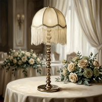 Lampe de table ZKAI pour centre de table de mariage, abat-jour en tissu à franges ivoire de style victorien, support en métal doré pour événements et fêtes