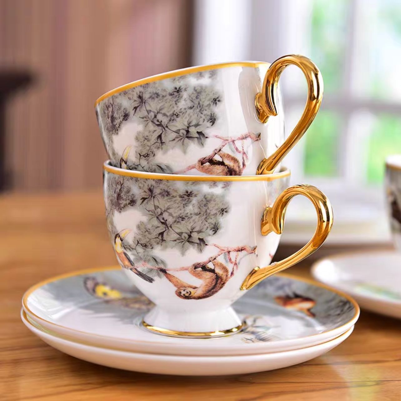 colorful,2 cups and 2 saucers