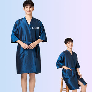 ชุดคลุมกันน้ำสำหรับร้านเสริมสวย ผ้าโพลีเอสเตอร์สีน้ำเงิน พิมพ์โลโก้ตามสั่ง สำหรับลูกค้าร้านเสริมสวย ช่างทำผม ช่างตัดผม ช่างสปา - Product Image 1