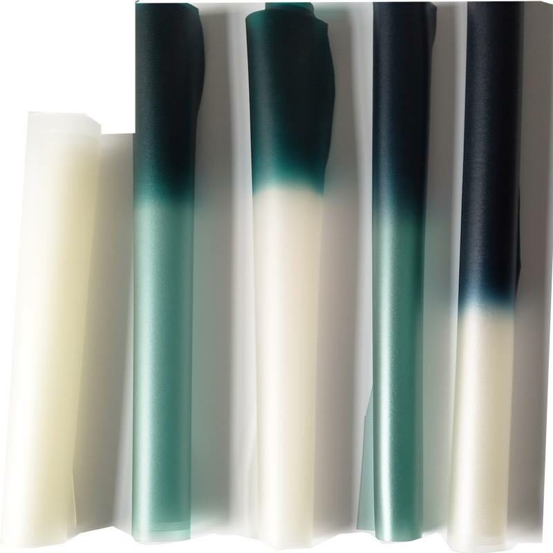 Bande claire/vert clair/verte sur bande claire/bleue sur bande claire
