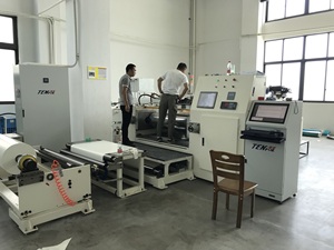 High Standard Advanced Solvent Free Prepreg Gluing <strong>Machine</strong> <strong>for</strong> Epoxy Bismaleimide Cyanate Resin - Product Image 4