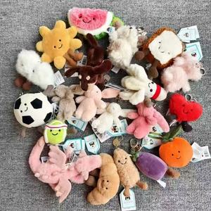 ตุ๊กตาหมีมะเขือเทศโพลีเอสเตอร์แบบห้อยคอ 3 ชิ้น บรรจุใยฝ้าย PP เหมาะสำหรับทุกเพศทุกวัย 14 ปีขึ้นไป พร้อมถุงตาข่าย - Product Image 3