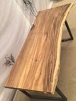 Prix d'usine Plateau de table en bois massif à bord naturel, Dalle de bois pour comptoirs et plans de travail, Plateau de table de bureau et de salle à manger en bois