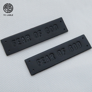 Sang trọng treo thẻ YC nhãn tùy chỉnh dập nổi Silicone <span class=keywords><strong>Tag</strong></span> cho Giá quần áo <span class=keywords><strong>tag</strong></span> - Product Image 4