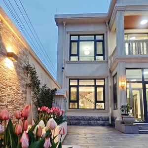 Fenêtres à battants en aluminium à double vitrage, isolées et écoénergétiques, résistantes aux intempéries pour la maison - Product Image 1