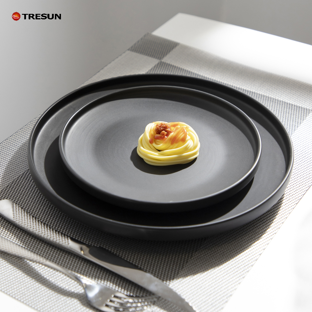 Under Plate Round Eco-Friendly Plastic Charger Plates