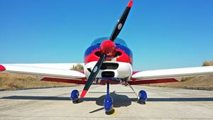 Avions Privés Chinois, Entraînement au <span class=keywords><strong>Vol</strong></span>, Photographie Aérienne, Utilisation de l'Avion Sportif Léger Aurora Light SA60L 1200km - Product Image 2