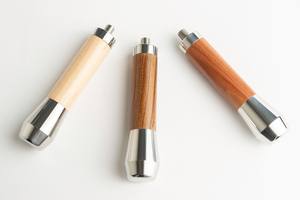 Portafiltro sin Fondo, Compatible con el Portafiltro Barista Express, con Portafiltro de Acero Inoxidable y Mango de Madera de Olivo - Product Image 3