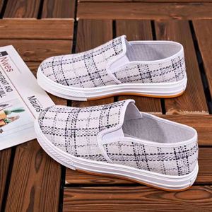MAZ Women's Cloth Shoes Breathable Canvas Versatile Flat Shoes - Product Image 4