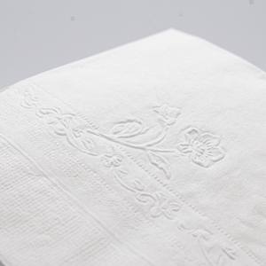 Serviettes en papier jetables blanches 2 plis en pâte de bois vierge, pliage 4 volets, style sac, pour restaurant et traiteur - Product Image 3