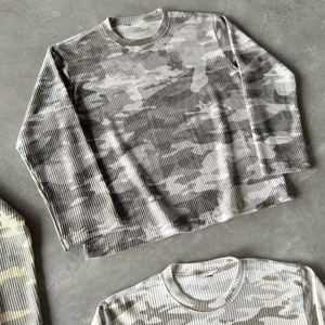 T-Shirt Personalizzata a Maniche Lunghe con Stampa, Tessuto Pesante, Basso MOQ - Product Image 1