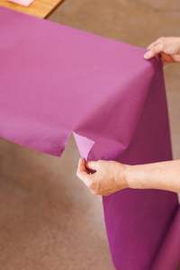 Rouleau <span class=keywords><strong>de</strong></span> <span class=keywords><strong>papier</strong></span> Airlaid Homestead, <span class=keywords><strong>papier</strong></span> moderne jetable, aspect lin, perforé, pour nappes <span class=keywords><strong>de</strong></span> <span class=keywords><strong>table</strong></span>, <span class=keywords><strong>blanc</strong></span>, pour fêtes, mariages - Product Image 4