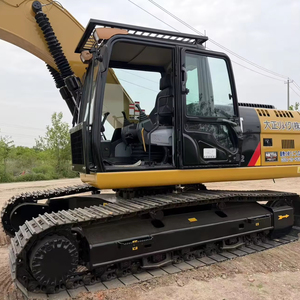 Excavadora Hidráulica Diésel Mediana Caterpillar 323D2 de Alta Calidad a Precio de Fábrica, en Excelentes Condiciones de Trabajo, en Venta - Product Image 1