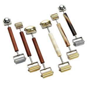 Brass <span class=keywords><strong>micro</strong></span> kim lăn mặt Kem nâng làm mát kim loại mặt massager Stick ngọc Lăn Massage công cụ - Product Image 1