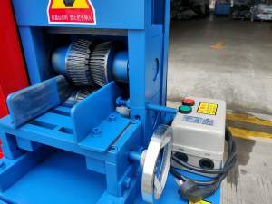 Ucuz fiyat BS-AN125 BSGH büyük kablo striptizci geri dönüşüm makinası kablo sıyırma makinesi - Product Image 4