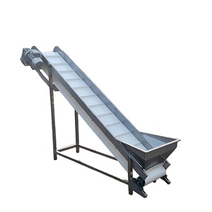 Op maat gemaakte PVC/PU hijs-/hef-/klimbandtransportmachine met bakken voor regelbare snelheid, schotten en flenzen - Product Image 2