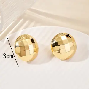 Various hot selling Fashion Stud Earrings Alloy Round Earrings Wholesale Handmade Gold Plated Jewelry