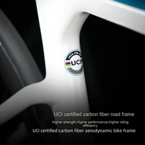 Bicicleta FUOCO-TOP para Hombre con Cuadro de Fibra de Carbono - Sistema de Ciclismo de Carretera y Gravel FUOCO-TOP - Product Image 4