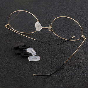 Anteojos antideslizantes Soportes <span class=keywords><strong>nasales</strong></span> <span class=keywords><strong>Gafas</strong></span> invisibles de silicona Cojín de aire <span class=keywords><strong>Almohadillas</strong></span> <span class=keywords><strong>para</strong></span> la nariz Soporte <span class=keywords><strong>para</strong></span> la nariz autoadhesivo transparente - Product Image 6