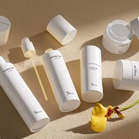 Nouvel ensemble de cosmétiques au design élégant : flacon en verre 30g 50g, pot à crème avec couvercle rayé doré, flacon à pression pour essence liquide 30ml 40ml 50ml