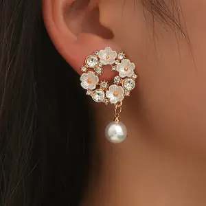 Orecchini a forma di cuore fiore coreano vuoto all'ingrosso 3 disegni orecchino di perle con diamanti pieni per donne e ragazze