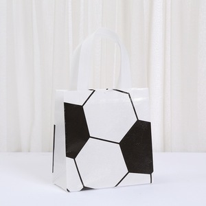 Sac fourre-tout imprimé motif ballon de <span class=keywords><strong>football</strong></span> en non-tissé, idéal pour les cadeaux de fête et la vente en gros - Product Image 4